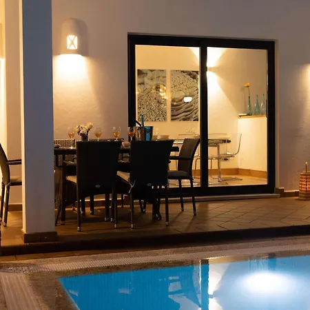 Σπίτι διακοπών Beautiful In With Pool Πλάγια Μπλάνκα