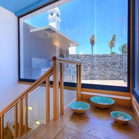 Beautiful In With Pool Playa Blanca (Lanzarote)