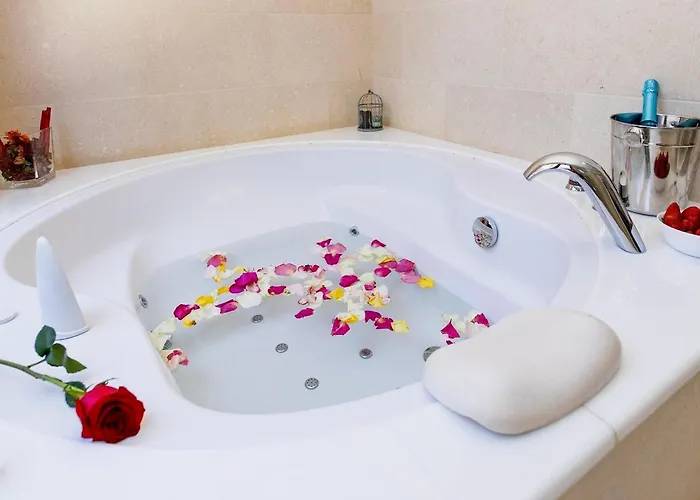 Beautiful In With Pool Feriehus *