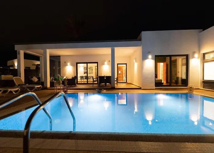 Feriehus Beautiful In With Pool