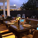 Beautiful In With Pool 펜션 플라야블랑카