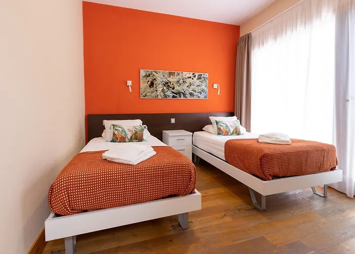 Beautiful In With Pool Semesterbostad